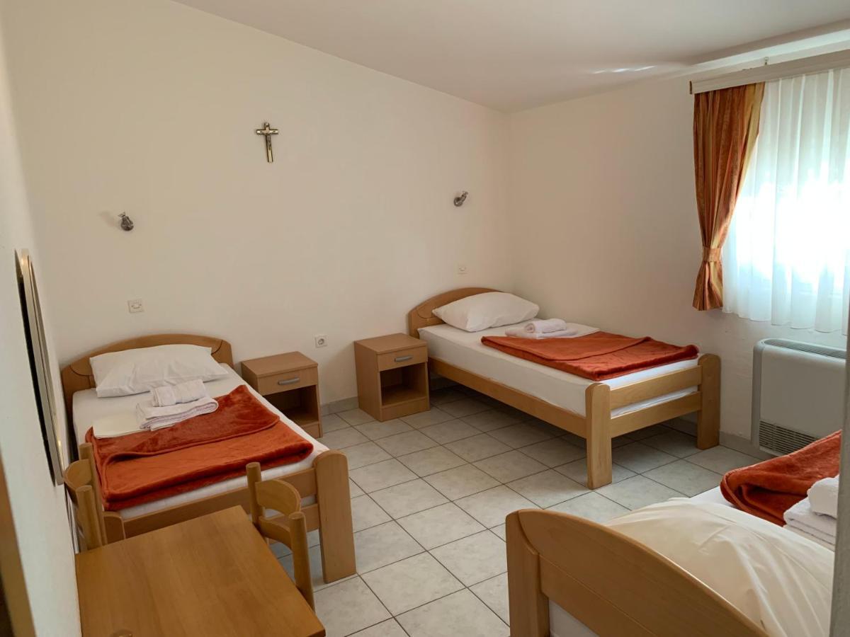 Pansion Mate & Dds Bed & Breakfast Medjugorje Exterior photo