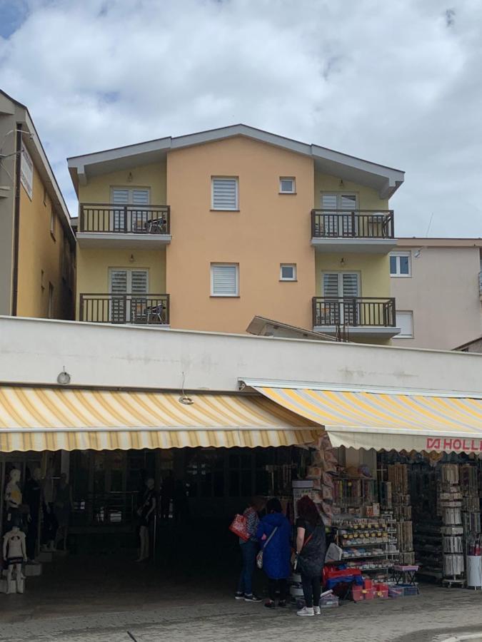Pansion Mate & Dds Bed & Breakfast Medjugorje Exterior photo
